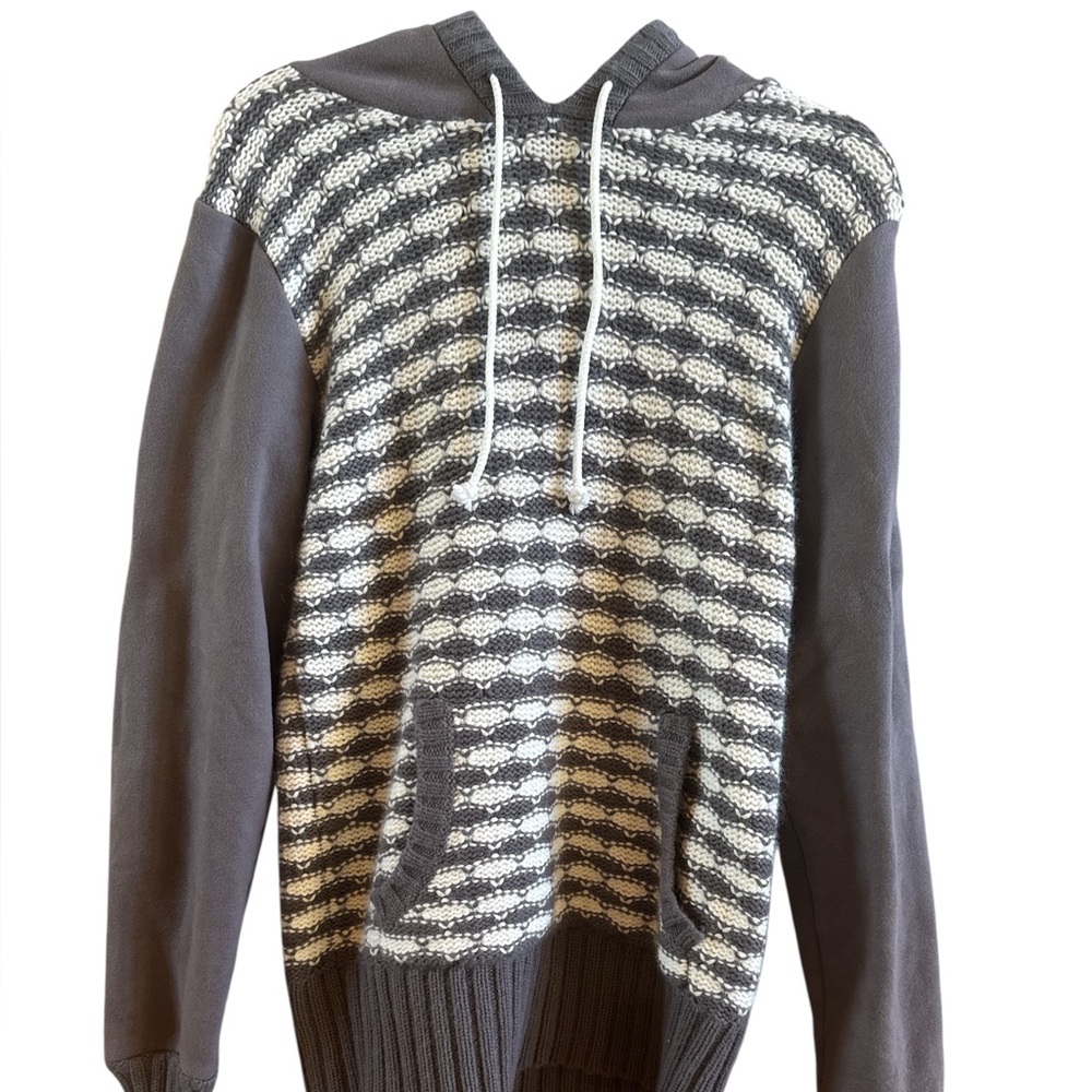 Old Navy Women’s Gray Off White‎ Knit Size Large Sweatshirt Hoodie Pockets